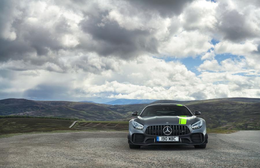  Mercedes-AMG GT R PRO (C190) 2019 года  (UK) (фото 19 из 40)